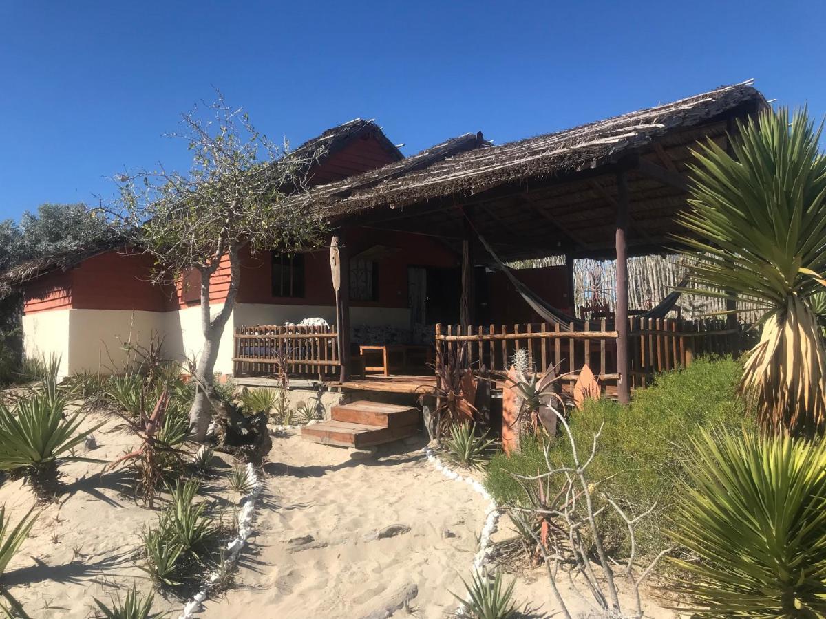 Mada Surf Ranch Hotel Anakao Ngoại thất bức ảnh