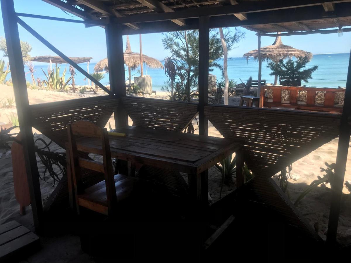 Mada Surf Ranch Hotel Anakao Ngoại thất bức ảnh